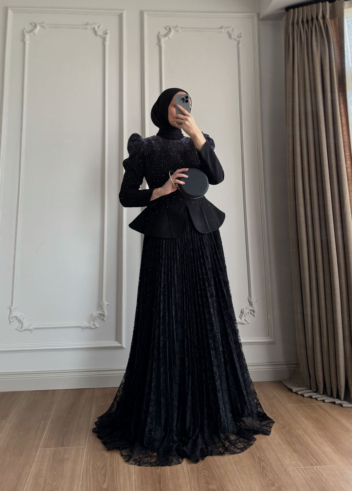 TAŞ DETAYLI TÜL ETEKLİ TAKIM